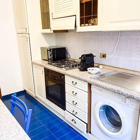Apartament Davide Host | Casa Luvi, 20 Min. Duomo Mediolan