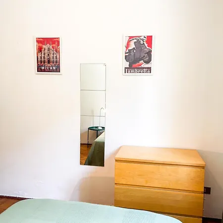 Apartment Casa Luvi, Crocetta Porta Romana, Milan