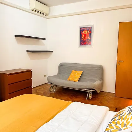 Casa Luvi, Crocetta Porta Romana, Appartement